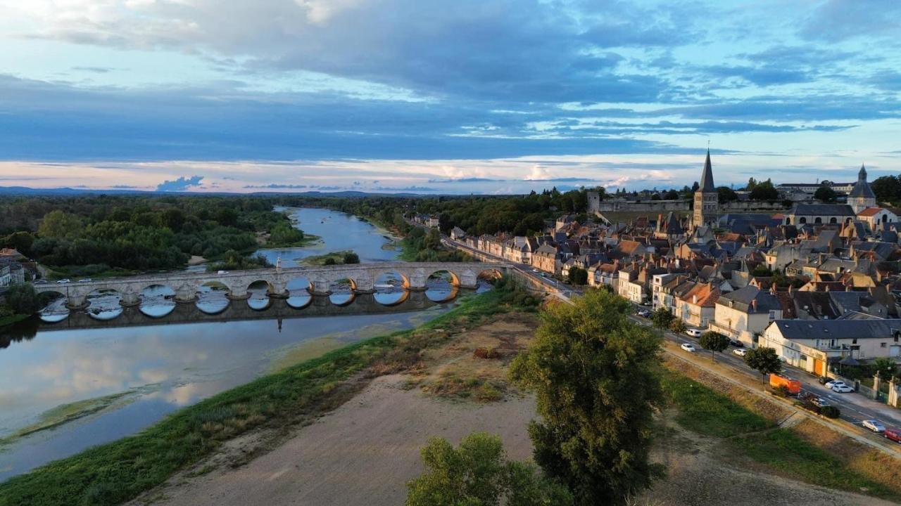 L'Etape, Coeur De Ville La Charité-sur-Loire Exterior foto
